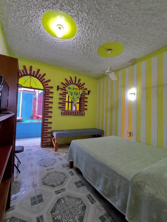פוארטו אסקונדידו Hotel Villa Luz מראה חיצוני תמונה