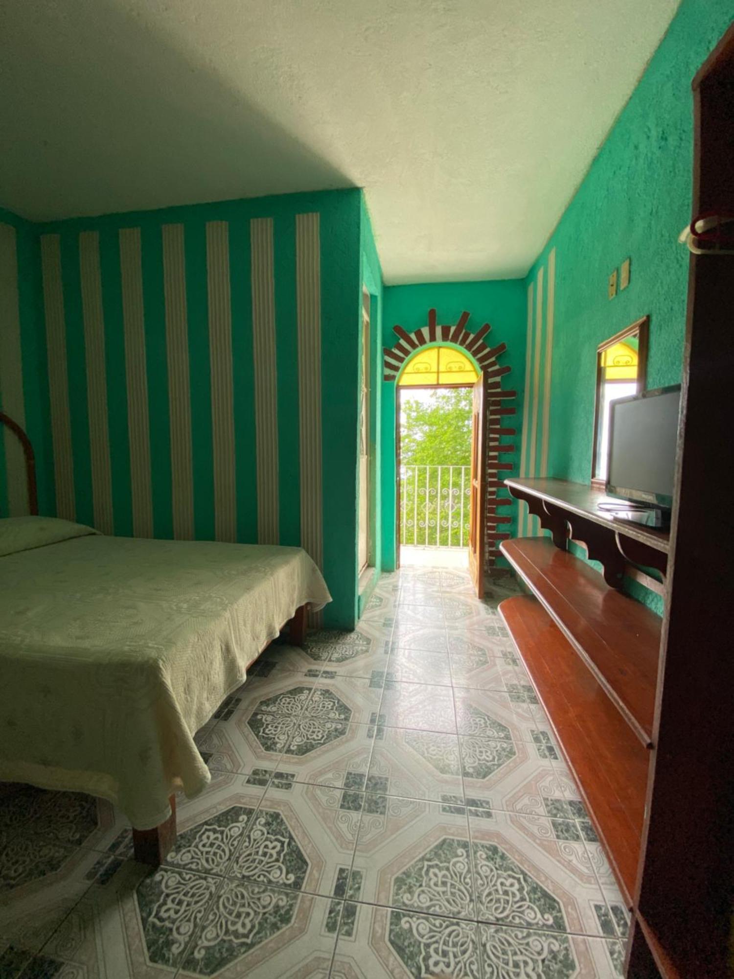 פוארטו אסקונדידו Hotel Villa Luz מראה חיצוני תמונה